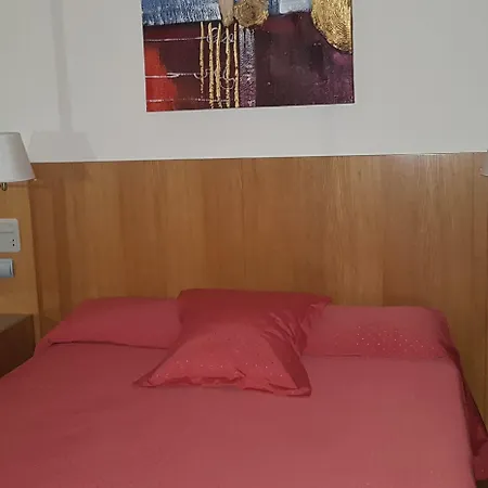 Отель De 3*